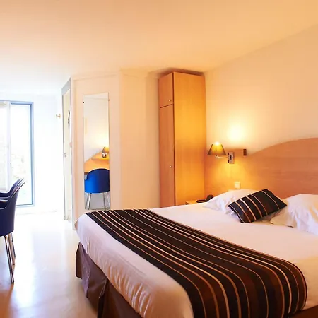 Hotel Logis Sud Angers