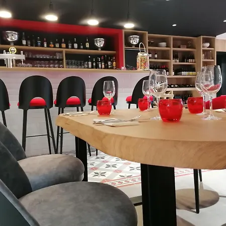 Hotel Logis Sud