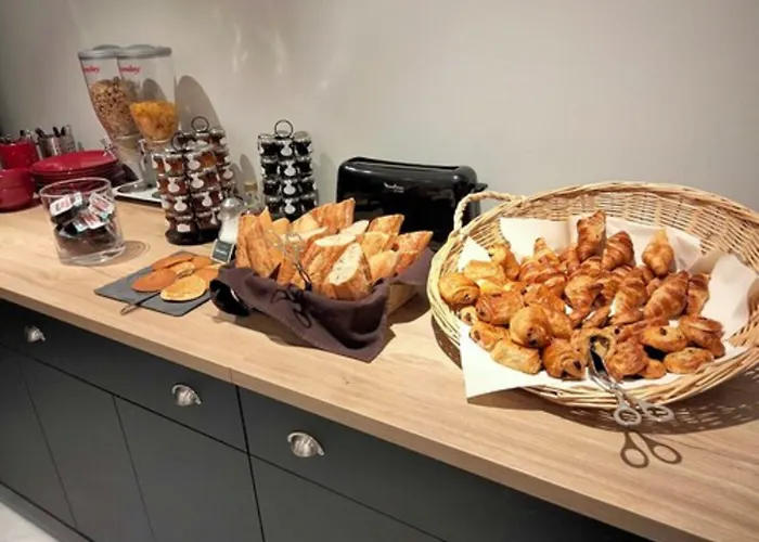 Hotel Logis Sud Angers